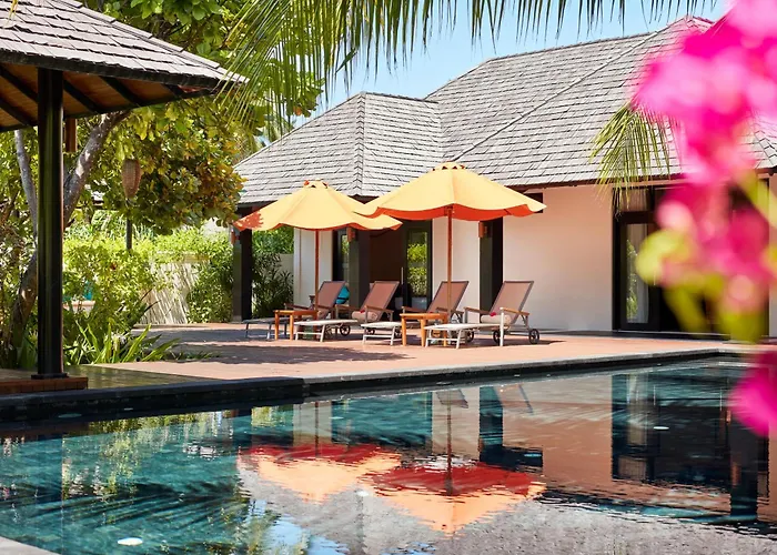 Sun Siyam Iru Fushi: Luxury Maldives Escape with Discounted Seaplane Transfer